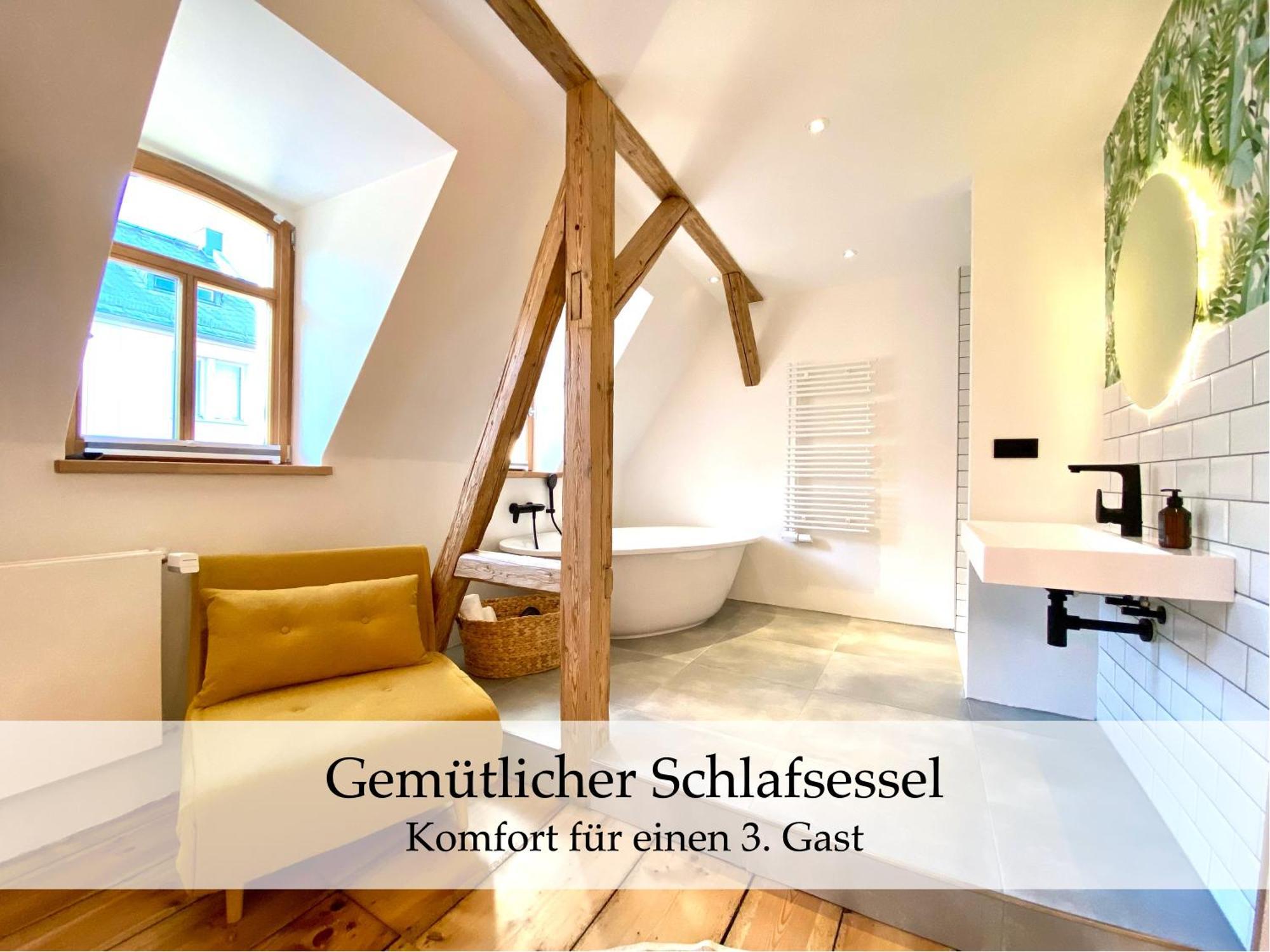 Zentrale 1-Zimmer-Ferienwohnung Mit Digitalem Check In Hof  Exterior photo